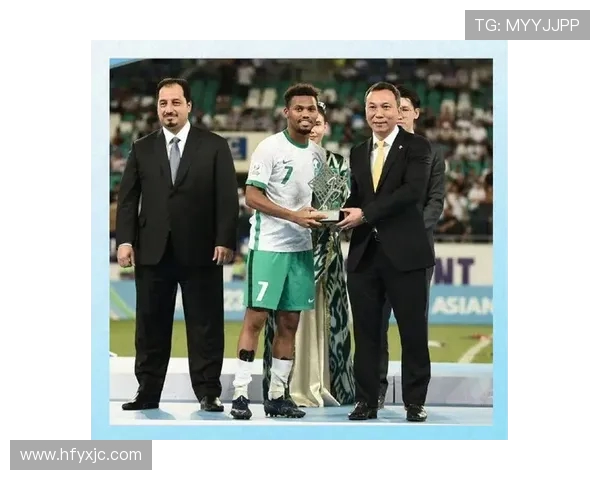 以U20世界杯领奖时刻展现青春力量与国家荣耀故事瞬间的感动篇