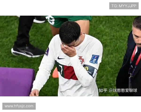 泪水与荣耀交织的C罗世界杯感动瞬间全景回顾传奇征程与不屈信念 泪水与荣耀交织的C罗世界杯感动瞬间全景回顾传奇征程与不屈信念