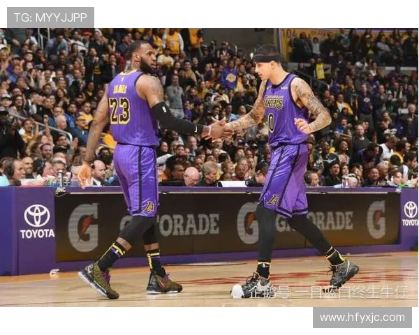 湖人主场对决独行侠艾顿缺席比赛东契奇继续缺阵双方战力受影响